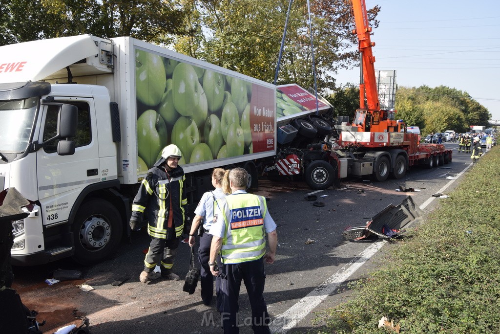 Schwerer VU PKlemm A 57 Rich Innenstadt Hoehe Koeln Chorweiler P077.JPG - Miklos Laubert